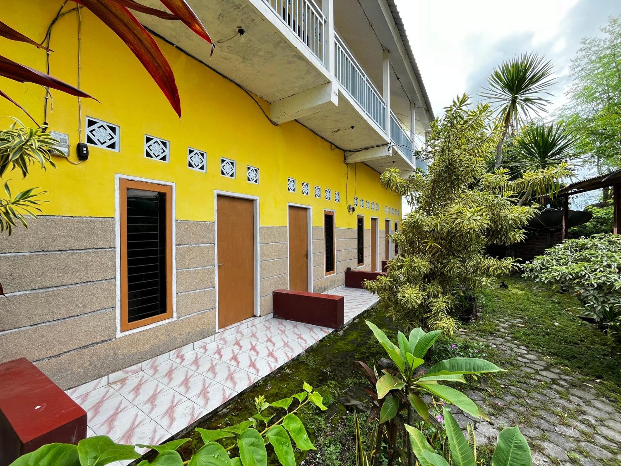 Alan'S Homestay Kuripan  Buitenkant foto